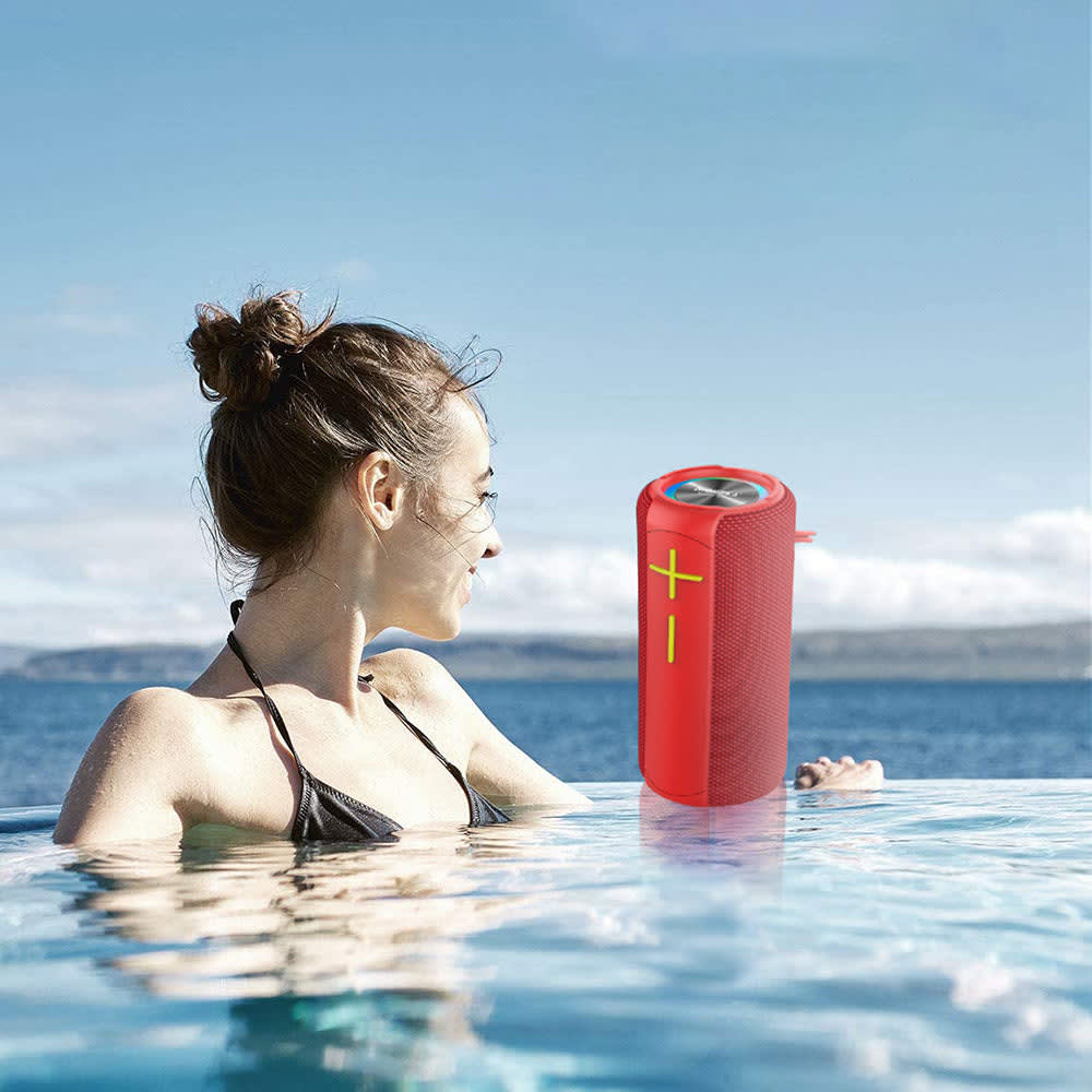 Bocina Bluetooth Moreka M-200 TF Card Radio FM Resistente al agua16