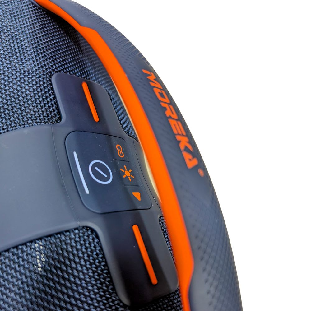Bocina Moreka A41 70W 35W+35W 5000mAh 9hrs de bateria Bluetooth IPX63