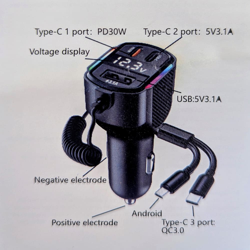 Cargador De Carro Moreka CP0071 Plug In 30W USB-C PD y USB QC3.0 con cables V8 y C8