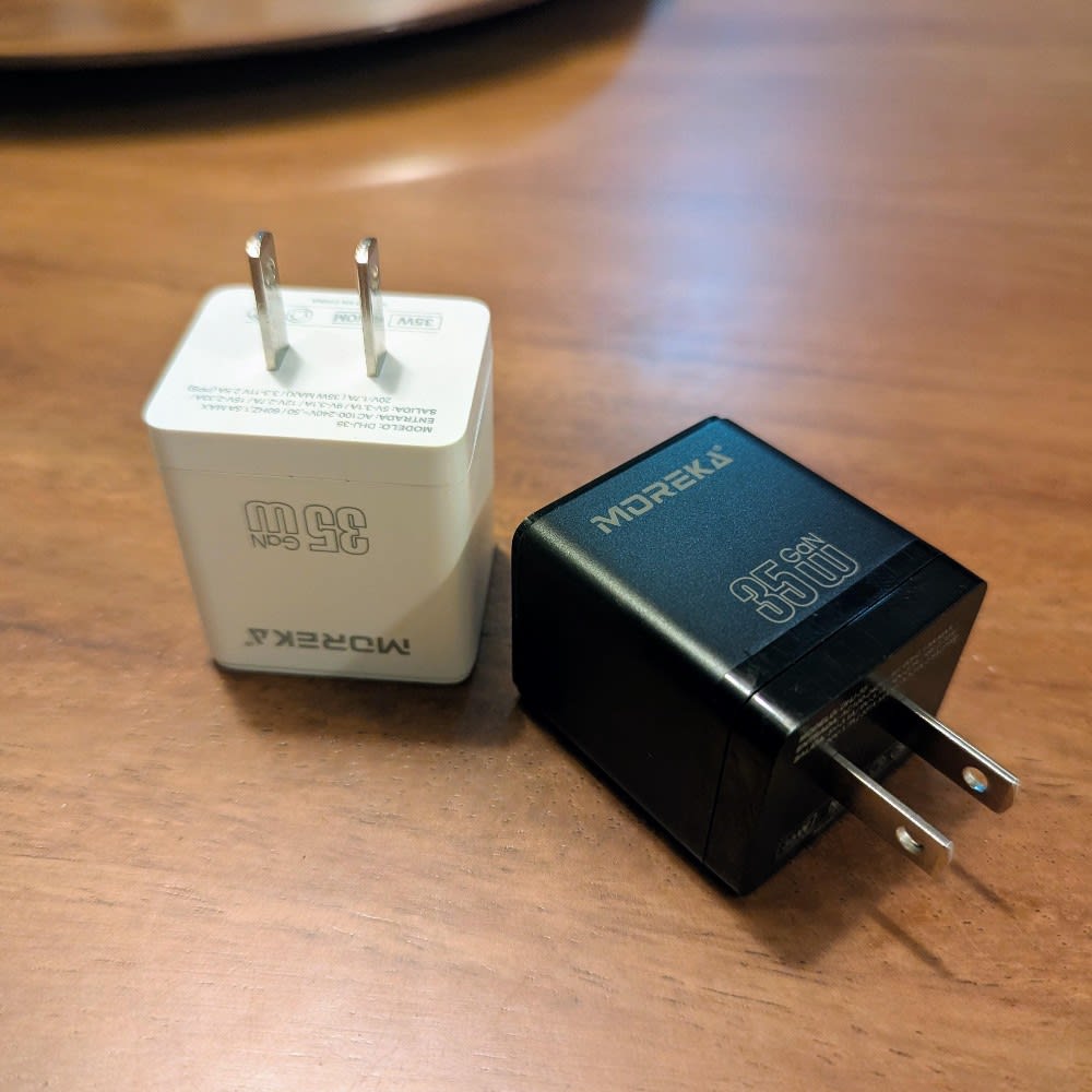 Turbo Cargador GaN Moreka 35W puerto tipo C carga rápida6