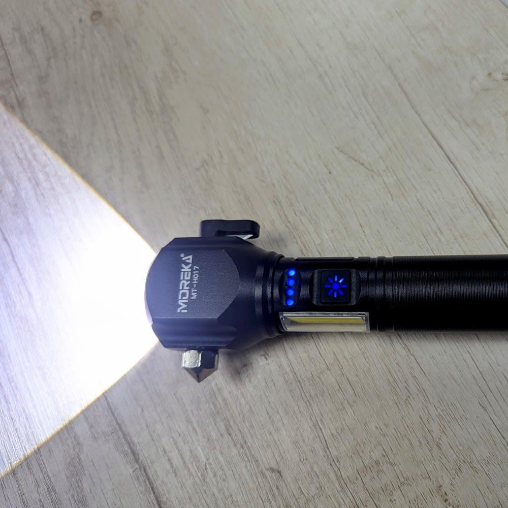 Linterna tactica metalica recargable rompe vidrios iman 7 modos diferentes de luz led Moreka MT-H0178