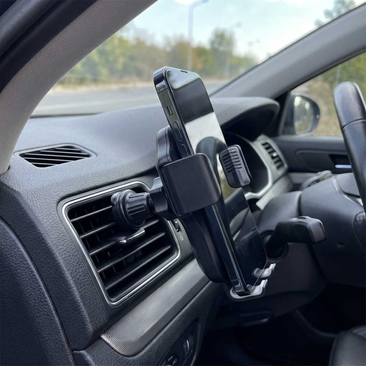 Soporte de Coche con Carga Inalámbrica Rápida Moreka ZJ-021 15W Sujeción Automática Inteligente y Clip para Rejilla de Ventilación8