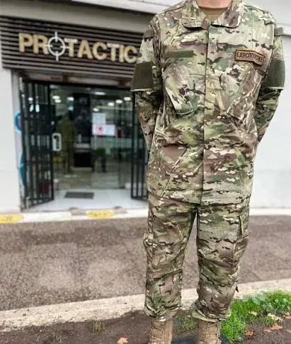TENIDAS DE COMBATE 