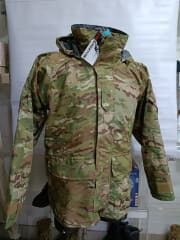 PARKA MIMETISMO CON POLAR MARCA TRUADVENTURE