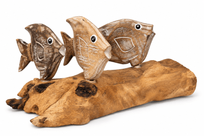ESCULTURA 3 PESCADOS EN TRONCO