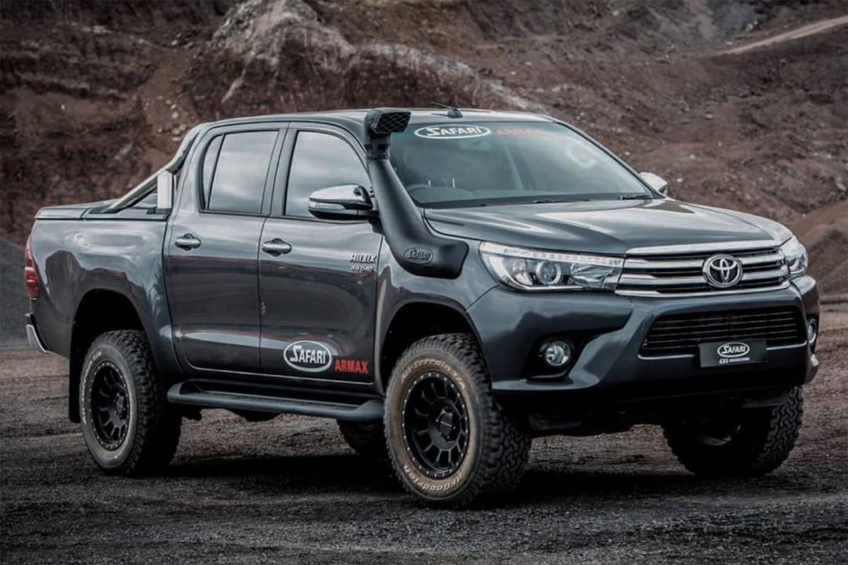SNORKEL SAFARI ARB HILUX 2016+ (WIDE BODY)2