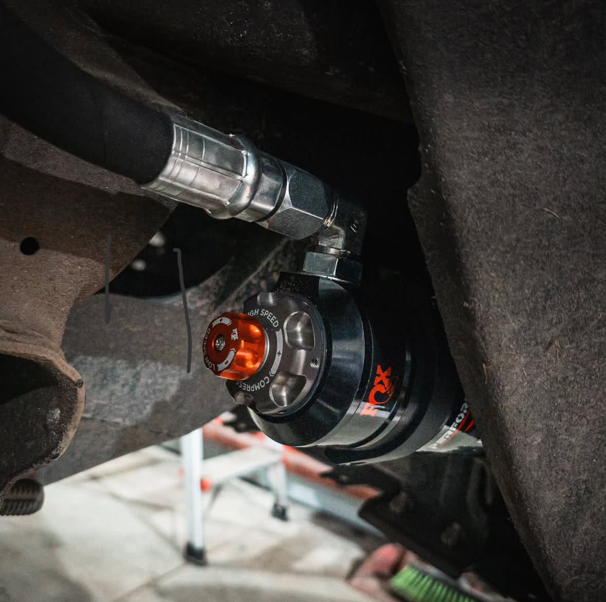 KIT FOX 2.5 DSC CHEVROLET SILVERADO TRAILBOSS 2019+2