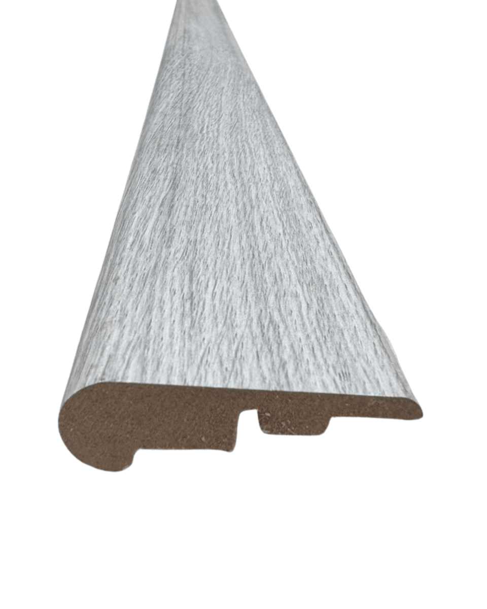 Nariz de Grada Gris Claro MDF 18 mm 5,5×240 cm1