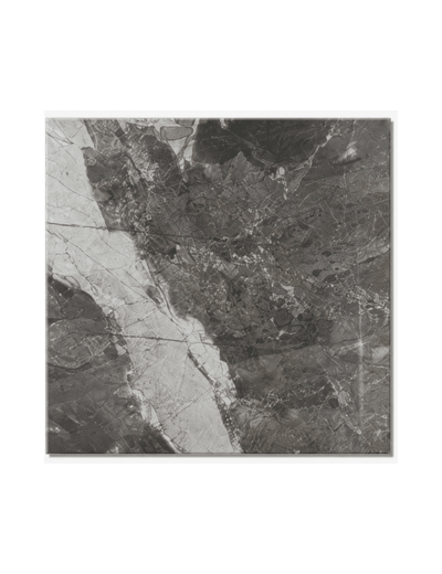 PORCELANATO GRIS CÁLIDO OSCURO 60X60 CM3