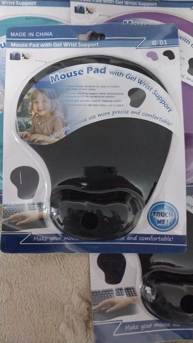 MOUSEPAD ERGONOMÉTRICO CON GEL 1