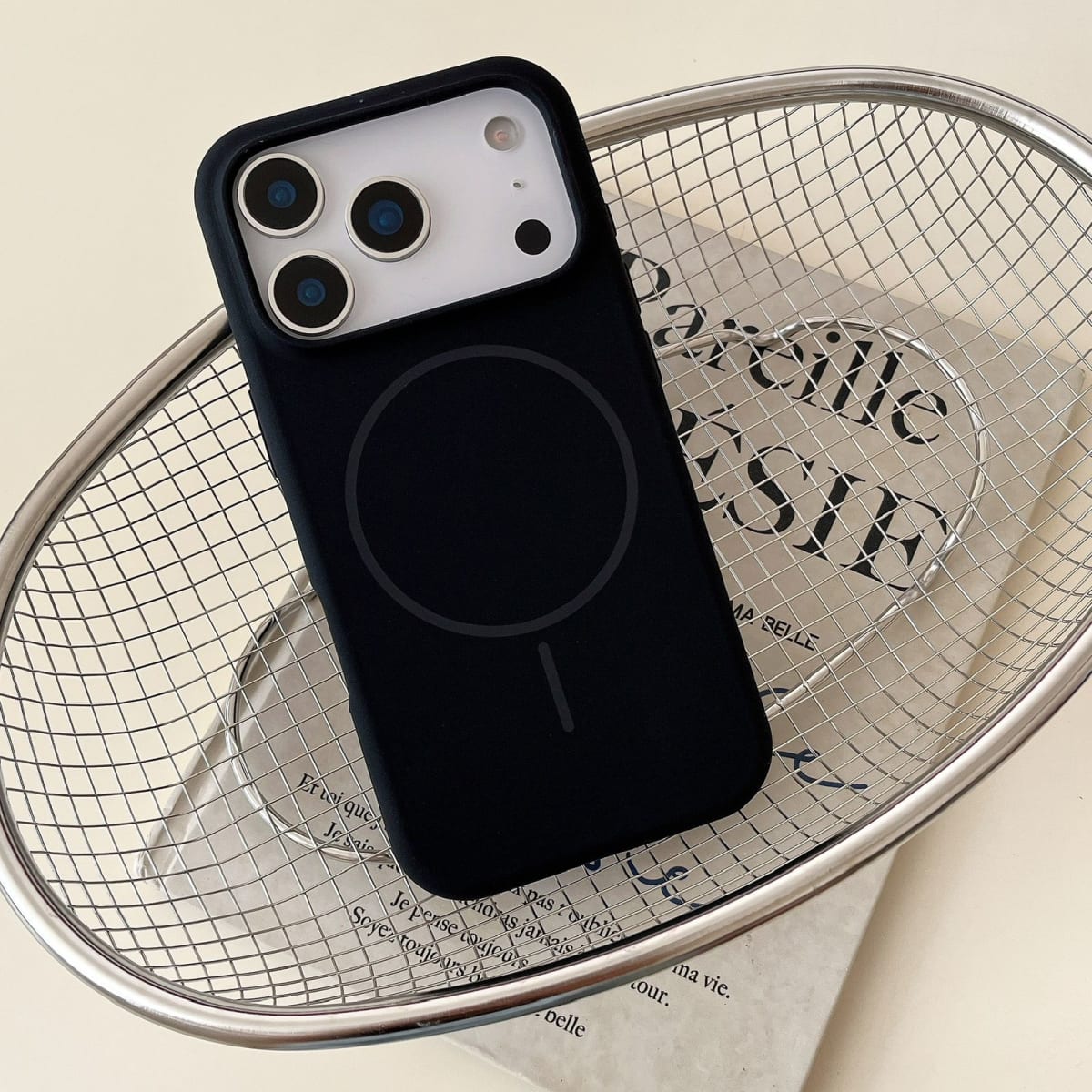 Iphone 17 Pro negra3