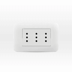 Enchufe triplex 10A blanco