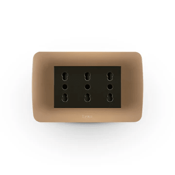 Enchufe triplex 10.16A café1