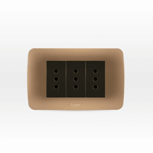 Enchufe EMB. triple 10A Café LEXO1