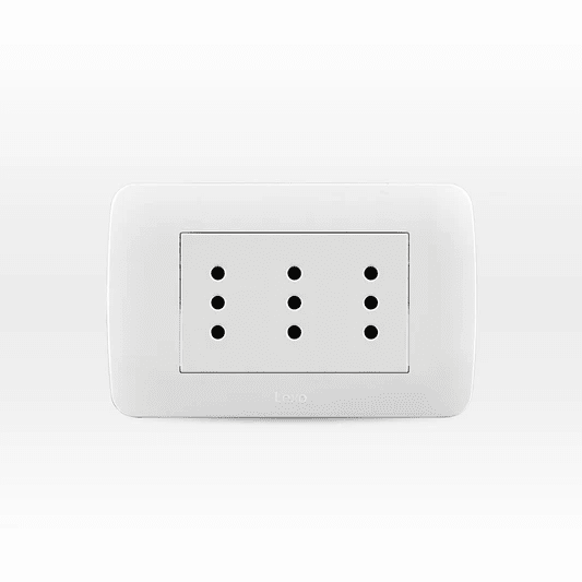 Enchufe triplex 10A blanco1