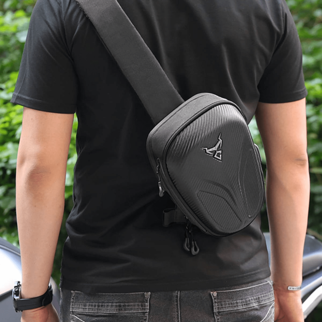 BOLSO CROSSBODY MOTOCENTRIC RÍGIDO 3,5 LITROS4