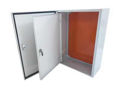 GABINETE MURAL RACK 2 PUERTA 600*800*200MM CON LLAVE PARA ELECTRICIDAD/CCTV METALICO COLOR:BLANCO