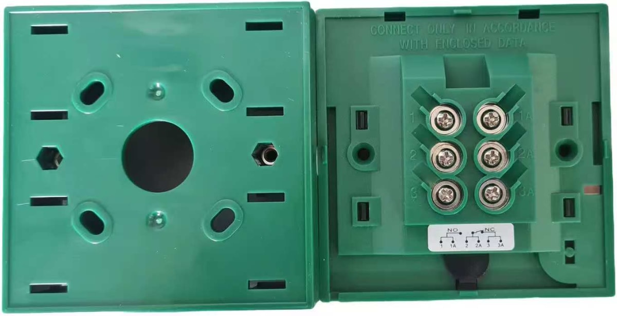 CAJA BOTON DE EMERGENCIA CA0238 VERDE PVC NO/NC ATC IP44  12V 45/65HZ,50VCA/30ADC-8A,50ADC 3A.3