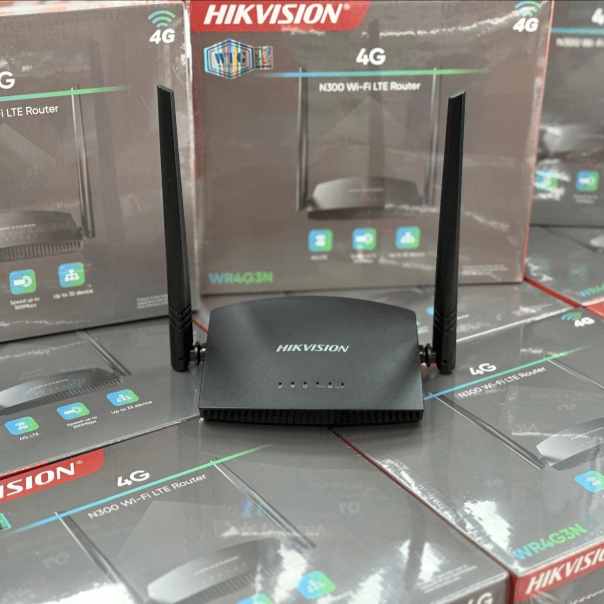 DS-3WR4G3N Router 4G LTE SIM 300Mbps 2.4Ghz Wi-Fi Dobles Antenas 2CH 10/100Mbps 9V WEB HIKVISION4
