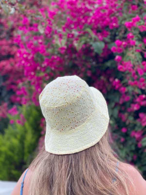 BUCKET HAT CAYETANA