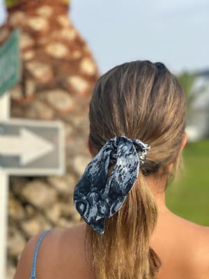 SCRUNCHIE PARDA