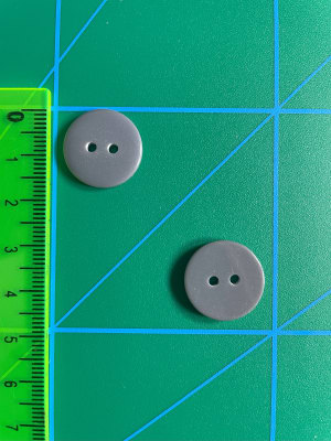 Botón Clásico Gris  (28 L-18 mm)2