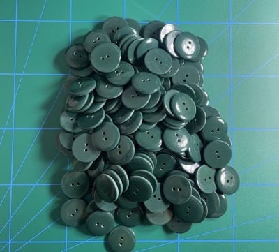 botón clásico Verde Botella (40 L-25 mm)1