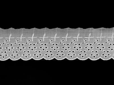 BRODERY BLANCO 7,5CM 15yds1