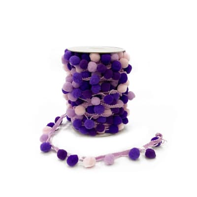 Pom Pom MULTICOLOR LILA Tira (15 Metros)1