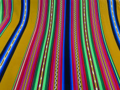 Tela Andina Fondo Mostaza 1.5mts x 1 mts.