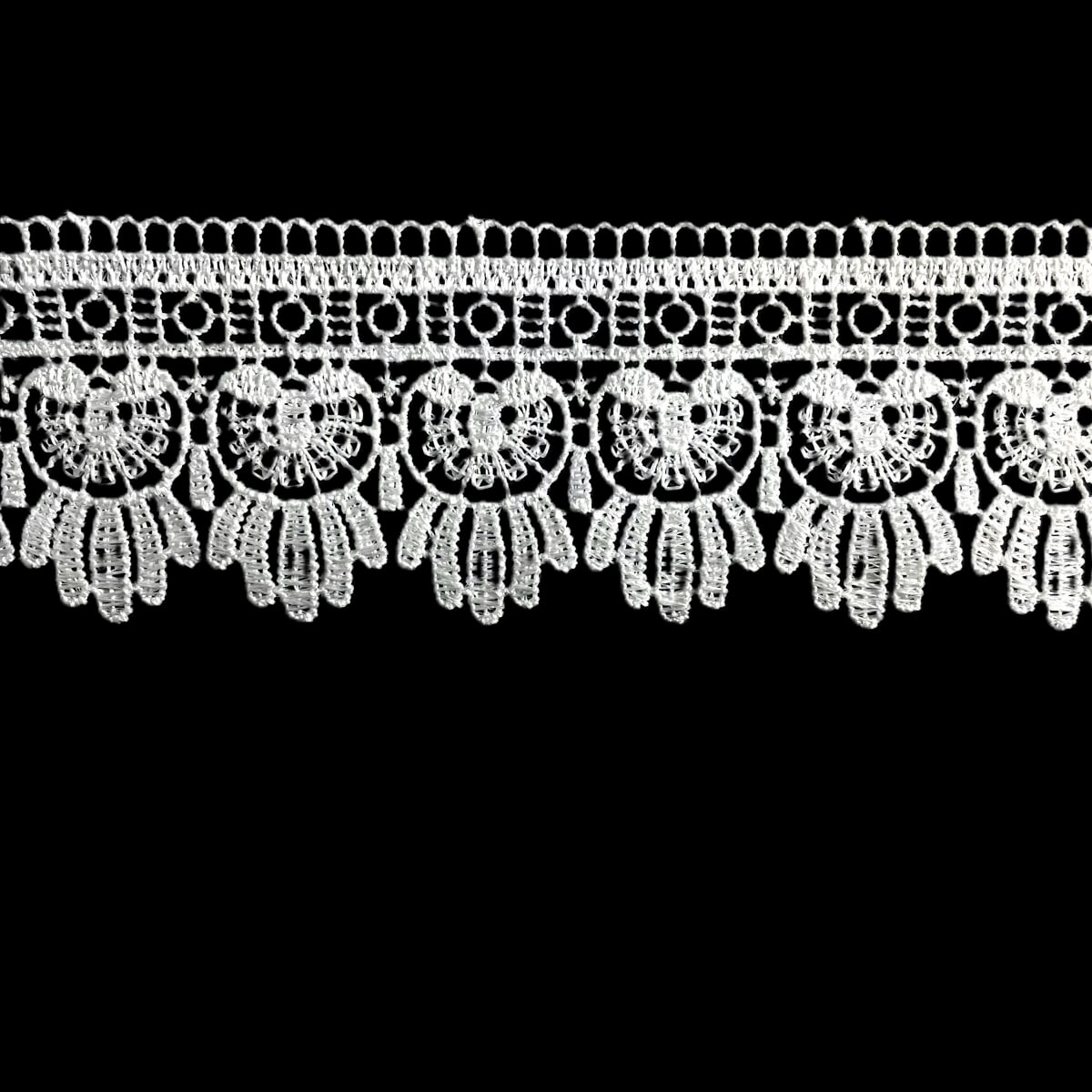 Blonda Macrame 1069 Blanca 5cm 10 yds 1