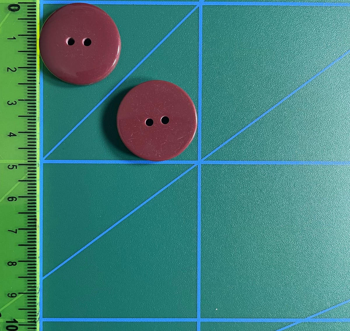 botón clásico Burdeo (40 L-25 mm)1