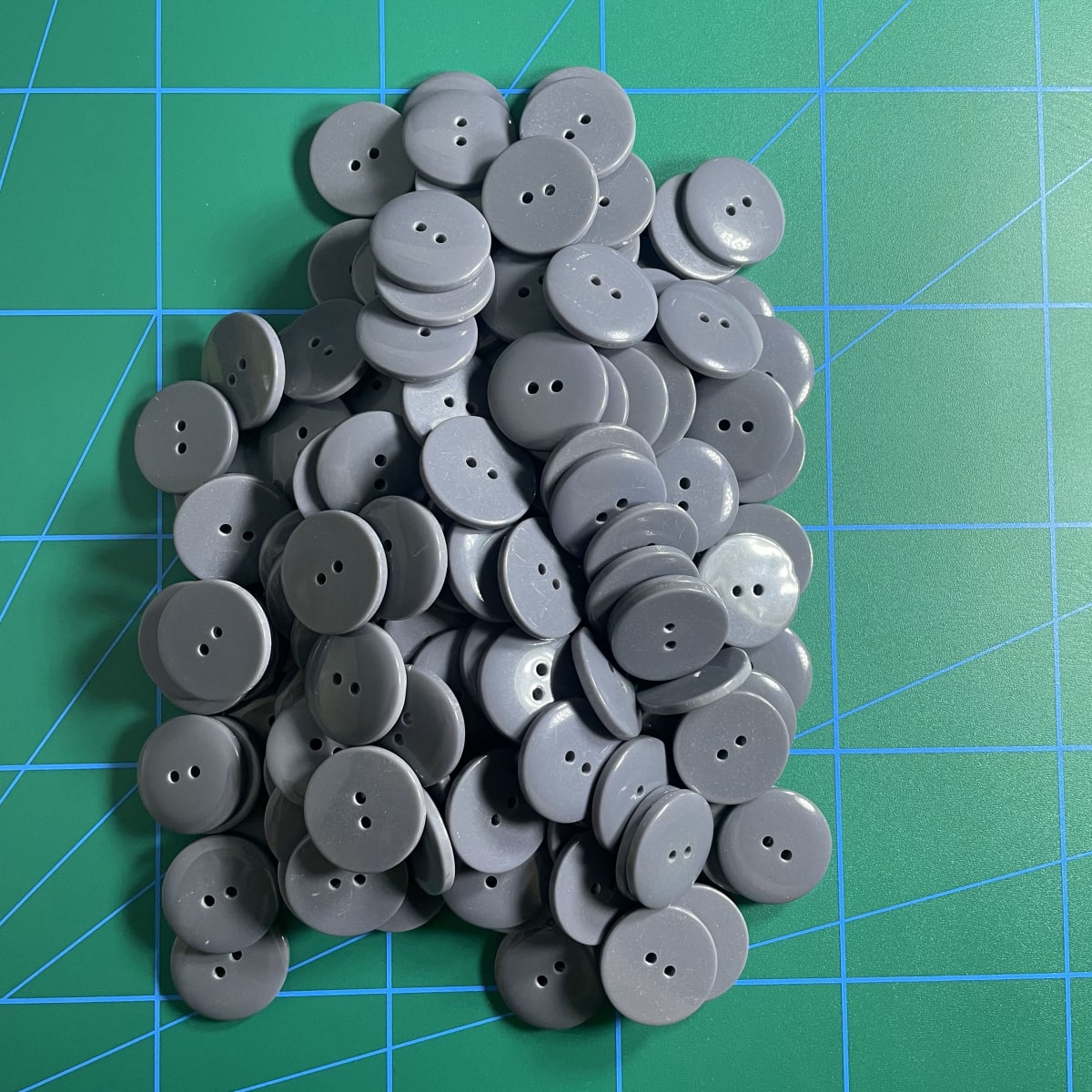 botón clásico Gris Oscuro (40 L-25 mm) 0