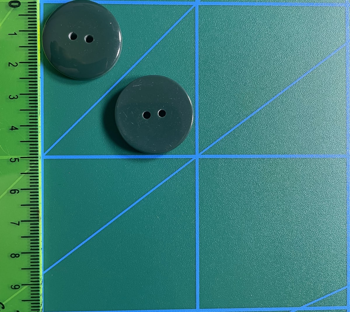 botón clásico Verde Botella (40 L-25 mm)2