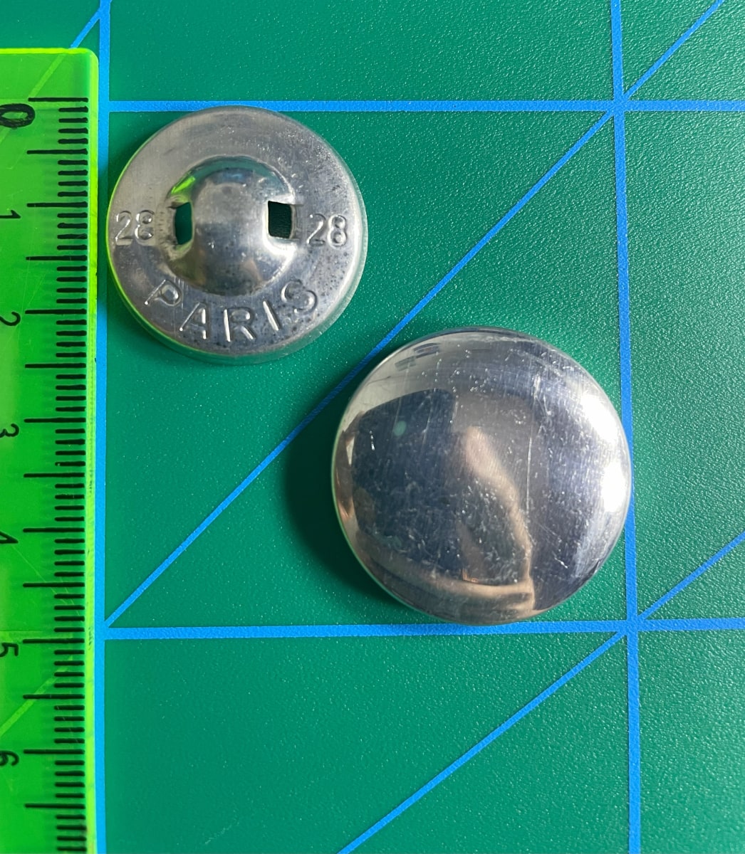 LATA BOTON CHIKE #28 (100 UN)3