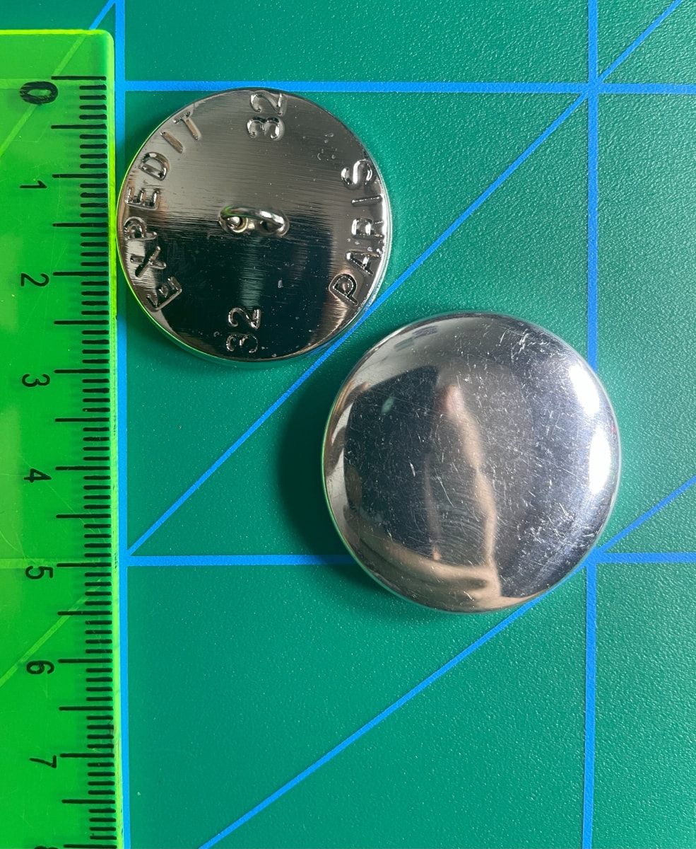 LATA BOTÓN GANCHO #322