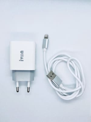 Cargador Carga Rapida 18W Tipo USB con 1 Cable