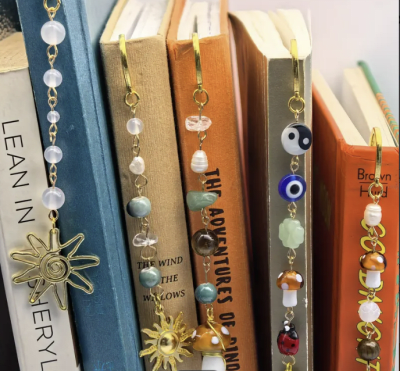 SEPARADOR DE LIBROS DISEÑO VINTAGE
