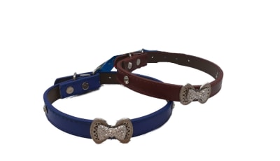 COLLAR CUERO CON HUESO Y BRILLO