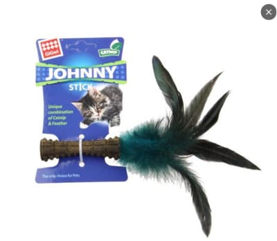 GIGWI CATNIP JHONNY STICK CON UN LADO1