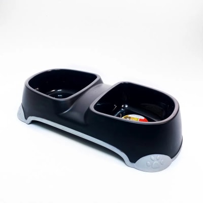 PLATO PLASTICO DOBLE CON BASE DE GOMA1