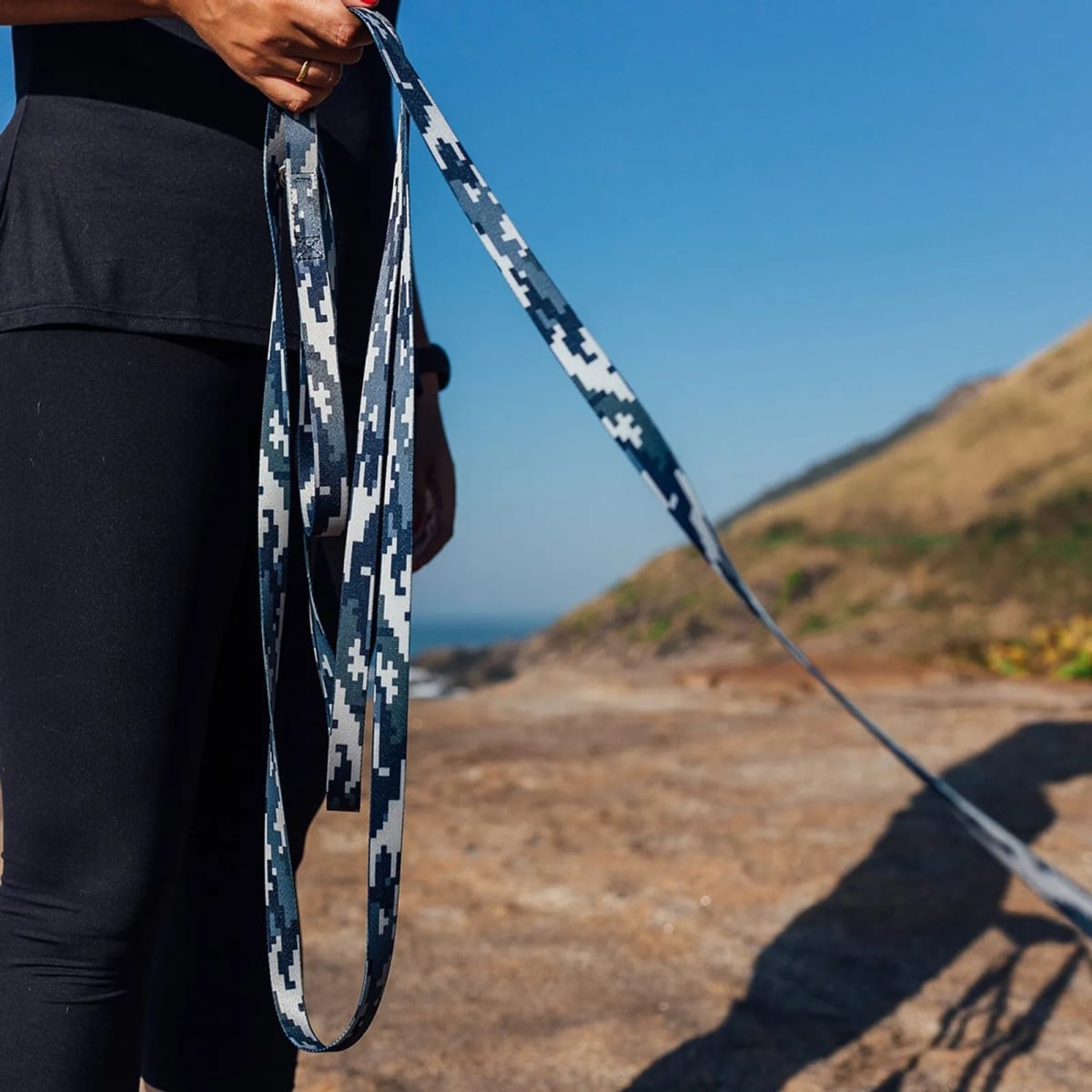 CACHORREIROS CORREA EXTRA LARGA CAMUFLADA GRIS4