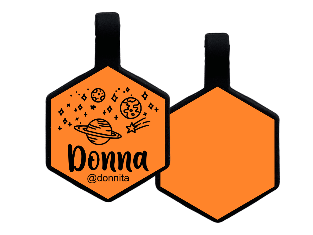 PLACA DE IDENTIFICACIÓN HEXÁGONO - UNIVERSO9