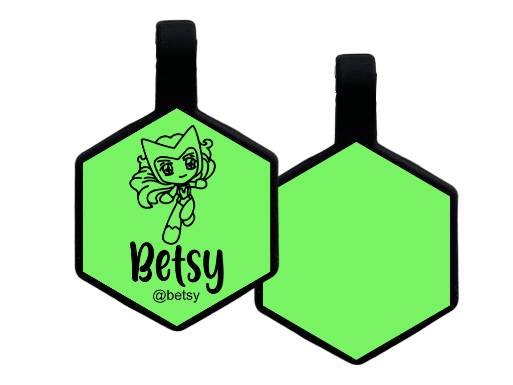 PLACA DE IDENTIFICACIÓN HEXÁGONO - BRUJA ESCARLATA8