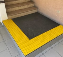 PISO PODO TACTIL AMARILLO 30 X 30