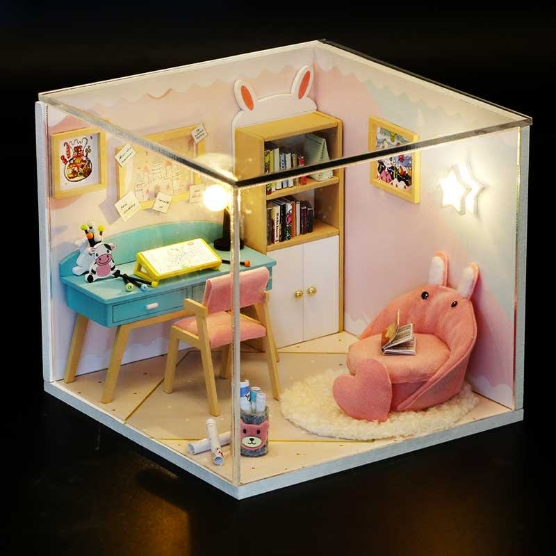 Study Room - Casita Miniatura2