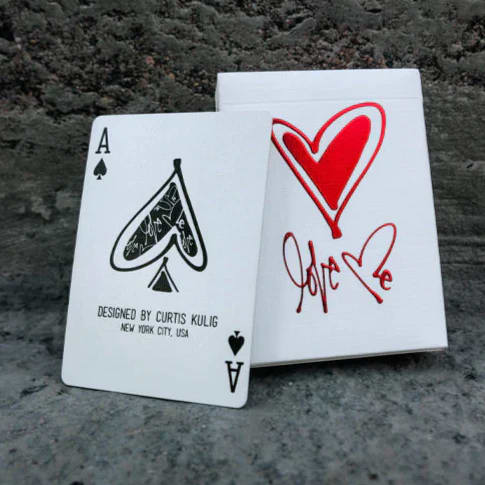 Naipe - Theory11 - Love me4