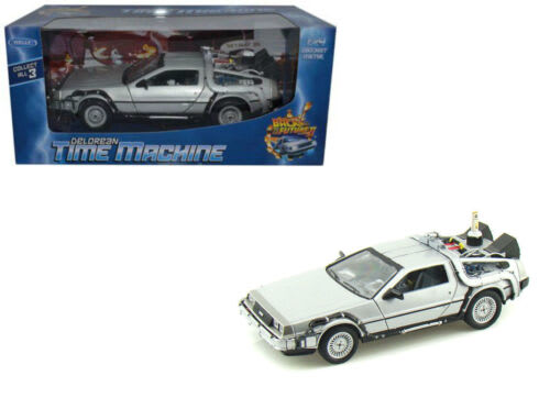 Delorean Time Machine - Volver al Futuro1