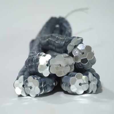Lentejuela Jazmin 8mm Plata 02 metalica2