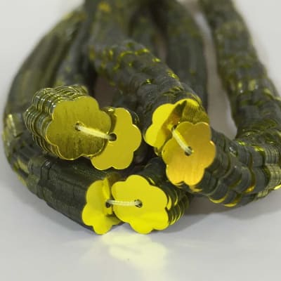 Lentejuela Jazmin 6mm Amarillo 13 metalica1